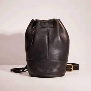 Coach Bixby sling bag VTG‎ rare made in USA black leather drawstring bucket bag